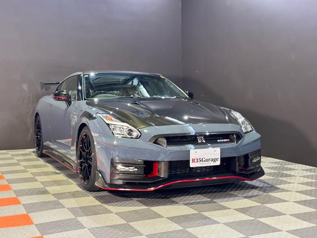 GT-R ニスモ スペシャルエディション 最終MY25モデル/専用RECARO製カーボンバックバケットシート/専用カーボン製エンジンフード//NISMO専用サスペンション/専用カーボンセラミックブレーキ/専用レイズ製アルミホイール(2枚目)