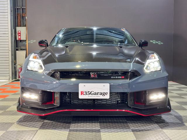 GT-R ニスモ スペシャルエディション 最終MY25モデル/専用RECARO製カーボンバックバケットシート/専用カーボン製エンジンフード//NISMO専用サスペンション/専用カーボンセラミックブレーキ/専用レイズ製アルミホイール(11枚目)