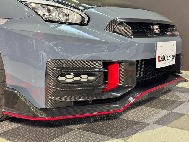 GT-R ニスモ スペシャルエディション 最終MY25モデル/専用RECARO製カーボンバックバケットシート/専用カーボン製エンジンフード//NISMO専用サスペンション/専用カーボンセラミックブレーキ/専用レイズ製アルミホイール(18枚目)