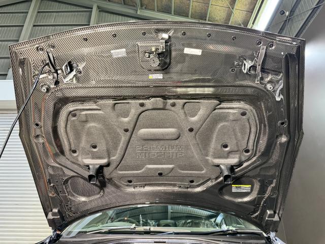 GT-R ニスモ スペシャルエディション 最終MY25モデル/専用RECARO製カーボンバックバケットシート/専用カーボン製エンジンフード//NISMO専用サスペンション/専用カーボンセラミックブレーキ/専用レイズ製アルミホイール(21枚目)