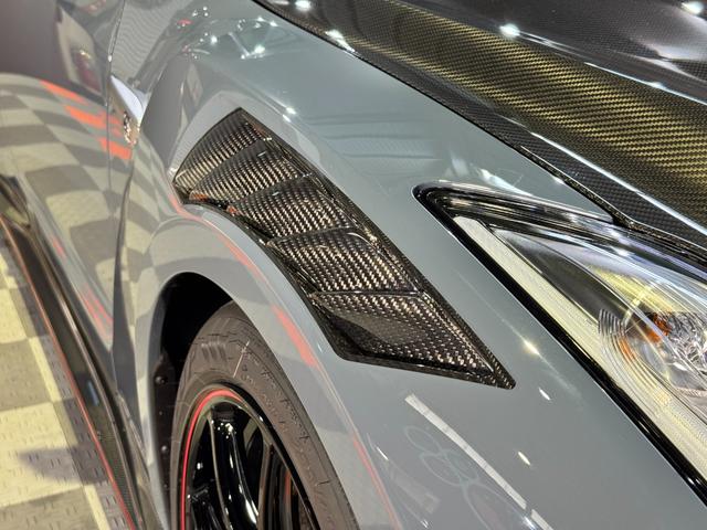 GT-R ニスモ スペシャルエディション 最終MY25モデル/専用RECARO製カーボンバックバケットシート/専用カーボン製エンジンフード//NISMO専用サスペンション/専用カーボンセラミックブレーキ/専用レイズ製アルミホイール(28枚目)