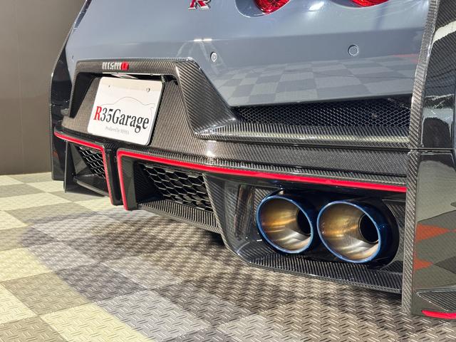 GT-R ニスモ スペシャルエディション 最終MY25モデル/専用RECARO製カーボンバックバケットシート/専用カーボン製エンジンフード//NISMO専用サスペンション/専用カーボンセラミックブレーキ/専用レイズ製アルミホイール(50枚目)