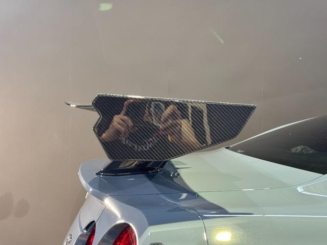 GT-R ニスモ スペシャルエディション 最終MY25モデル/専用RECARO製カーボンバックバケットシート/専用カーボン製エンジンフード//NISMO専用サスペンション/専用カーボンセラミックブレーキ/専用レイズ製アルミホイール(51枚目)