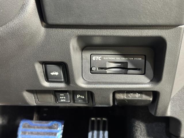 GT-R ニスモ スペシャルエディション 最終MY25モデル/専用RECARO製カーボンバックバケットシート/専用カーボン製エンジンフード//NISMO専用サスペンション/専用カーボンセラミックブレーキ/専用レイズ製アルミホイール(65枚目)