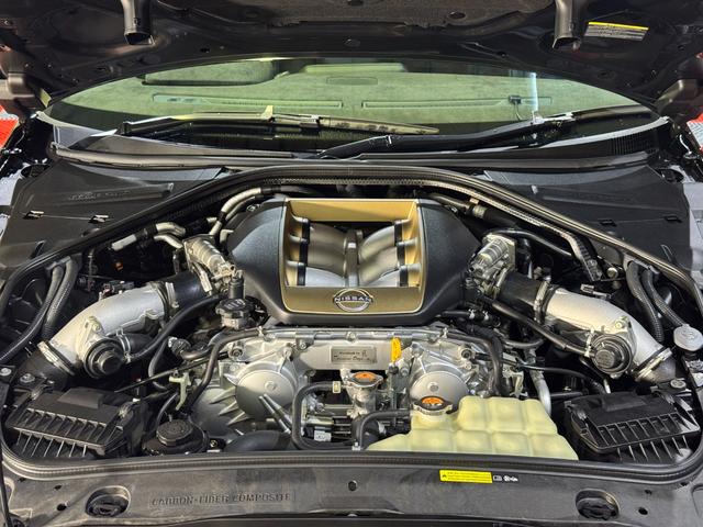 GT-R プレミアムエディション T-スペック /MY24モデル/純正ドラレコ/純正フロアマット/Tスペック専用内装/Tスペック専用サスペンション/専用カーボンセラミックブレーキ/専用レイズ製鍛造ホイール(ブロンズ)(12枚目)