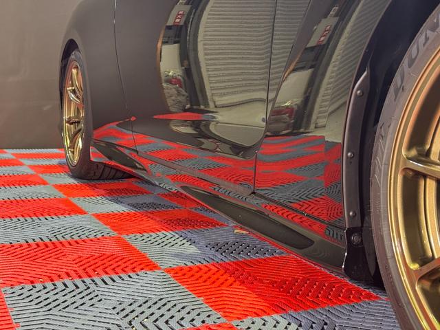 GT-R プレミアムエディション T-スペック /MY24モデル/純正ドラレコ/純正フロアマット/Tスペック専用内装/Tスペック専用サスペンション/専用カーボンセラミックブレーキ/専用レイズ製鍛造ホイール(ブロンズ)(25枚目)