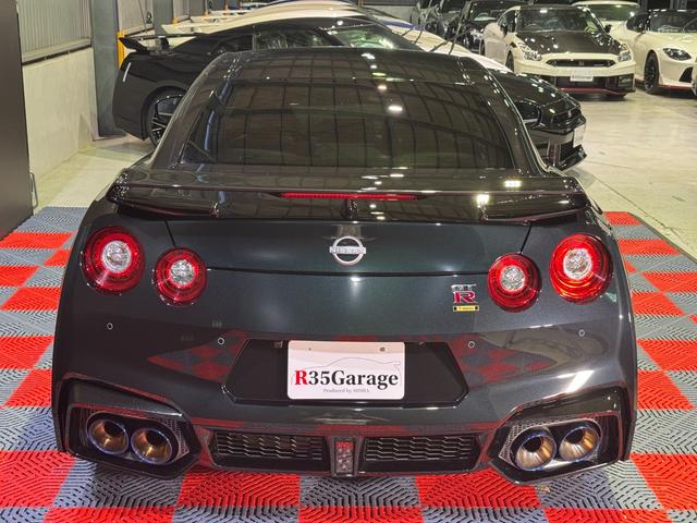 GT-R プレミアムエディション T-スペック /MY24モデル/純正ドラレコ/純正フロアマット/Tスペック専用内装/Tスペック専用サスペンション/専用カーボンセラミックブレーキ/専用レイズ製鍛造ホイール(ブロンズ)(29枚目)