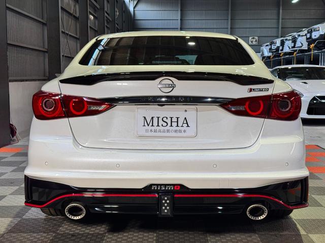 スカイライン ニスモリミテッド 限定100台/ワンオーナー/専用匠組立てエンジン/専用エンケイ製19インチホイール/専用シリアルナンバープレート/サンルーフ/専用匠ネームラベル/専用RECARO製シート/NISMOフロアマット(32枚目)