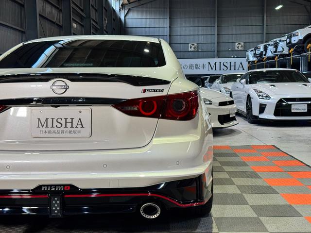 スカイライン ニスモリミテッド 限定100台/ワンオーナー/専用匠組立てエンジン/専用エンケイ製19インチホイール/専用シリアルナンバープレート/サンルーフ/専用匠ネームラベル/専用RECARO製シート/NISMOフロアマット(34枚目)