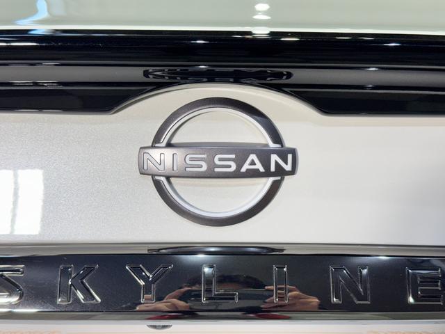 スカイライン ニスモリミテッド 限定100台/ワンオーナー/専用匠組立てエンジン/専用エンケイ製19インチホイール/専用シリアルナンバープレート/サンルーフ/専用匠ネームラベル/専用RECARO製シート/NISMOフロアマット(38枚目)