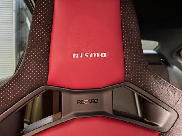スカイライン ニスモリミテッド 限定100台/ワンオーナー/専用匠組立てエンジン/専用エンケイ製19インチホイール/専用シリアルナンバープレート/サンルーフ/専用匠ネームラベル/専用RECARO製シート/NISMOフロアマット(53枚目)