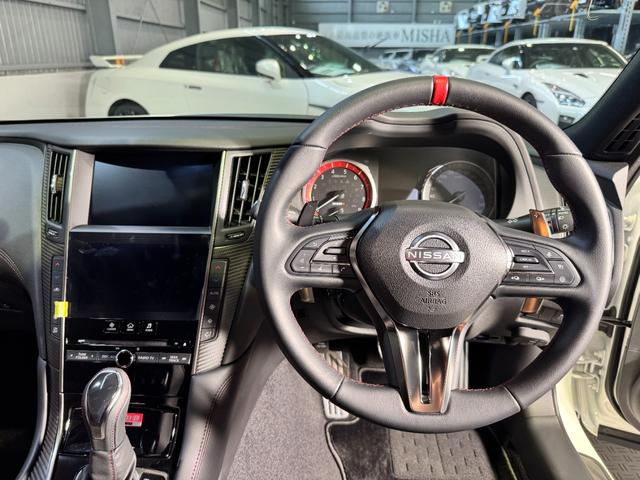 スカイライン ニスモリミテッド 限定100台/ワンオーナー/専用匠組立てエンジン/専用エンケイ製19インチホイール/専用シリアルナンバープレート/サンルーフ/専用匠ネームラベル/専用RECARO製シート/NISMOフロアマット(54枚目)