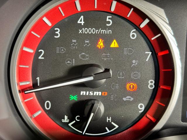 スカイライン ニスモリミテッド 限定100台/ワンオーナー/専用匠組立てエンジン/専用エンケイ製19インチホイール/専用シリアルナンバープレート/サンルーフ/専用匠ネームラベル/専用RECARO製シート/NISMOフロアマット(60枚目)