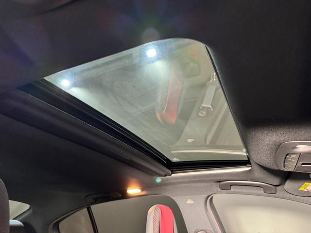 スカイライン ニスモリミテッド 限定100台/ワンオーナー/専用匠組立てエンジン/専用エンケイ製19インチホイール/専用シリアルナンバープレート/サンルーフ/専用匠ネームラベル/専用RECARO製シート/NISMOフロアマット(69枚目)