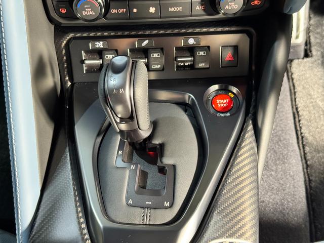 GT-R プレミアムエディション R35GT-R最終モデル/MY25モデル/ワンオーナー/新車ビニール/ファッショナブルインテリア/ブルーヘブン/リア3面プライバシーガラス/BOSEサウンドシステム/レイズ製20インチアルミホイール(64枚目)