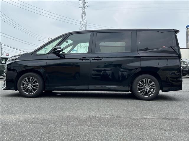 ヴォクシー S-G 福祉車両/両側パワスラ/7人乗り/フリップダウンモニター/純正ナビ/フルセグTV/Bluetooth/ビルトインETC2.0/プッシュスタート/レザーステアリング/衝突軽減ブレーキ/サイドリフトUP/(36枚目)