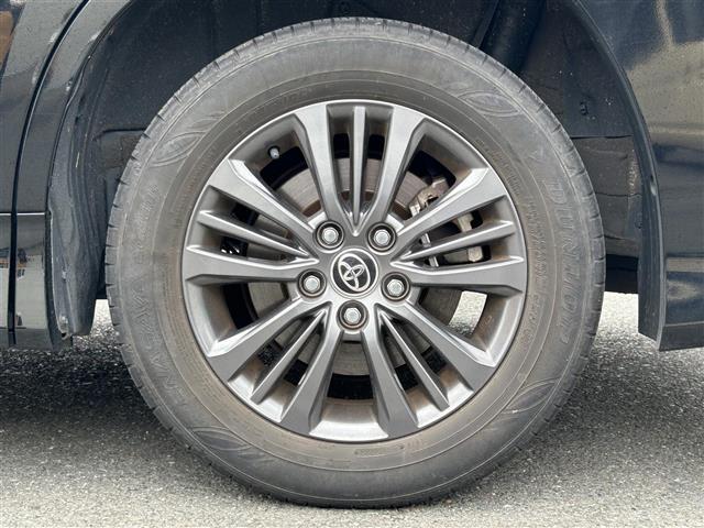 ヴォクシー S-G 福祉車両/両側パワスラ/7人乗り/フリップダウンモニター/純正ナビ/フルセグTV/Bluetooth/ビルトインETC2.0/プッシュスタート/レザーステアリング/衝突軽減ブレーキ/サイドリフトUP/(39枚目)