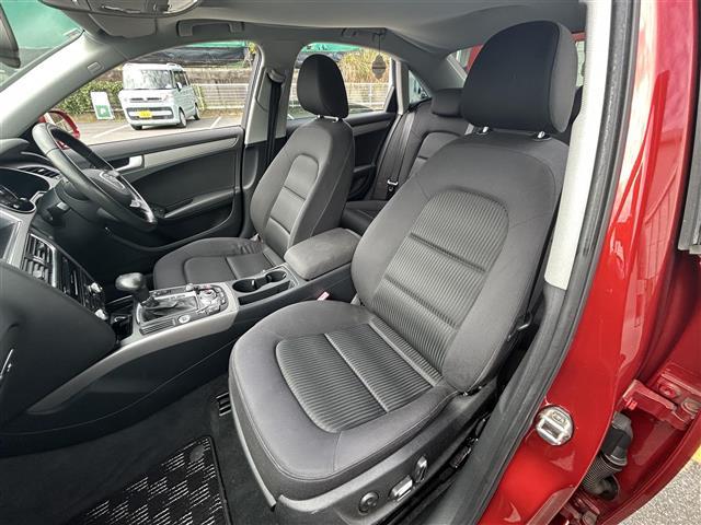 A4 2.0TFSI 純正ナビ/ワンセグTV/Bカメラ/ETC/BT/プッシュスタート/アイドリングストップ/コーナーセンサー/レザーステアリング/パワーシート/(3枚目)