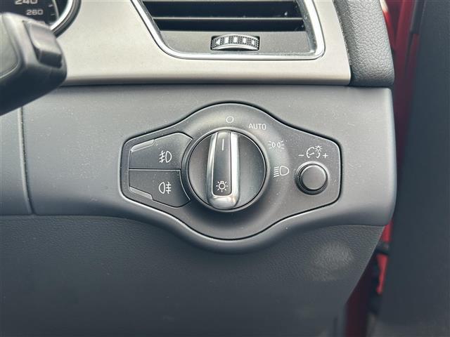 A4 2.0TFSI 純正ナビ/ワンセグTV/Bカメラ/ETC/BT/プッシュスタート/アイドリングストップ/コーナーセンサー/レザーステアリング/パワーシート/(15枚目)