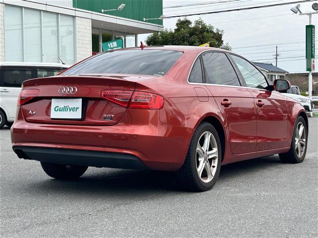 A4 2.0TFSI 純正ナビ/ワンセグTV/Bカメラ/ETC/BT/プッシュスタート/アイドリングストップ/コーナーセンサー/レザーステアリング/パワーシート/(35枚目)