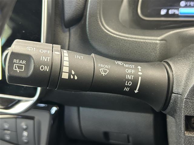 リーフ ｅ＋　Ｇ　１オナ／純正ナビ／プロパイロット／ビルトインＥＴＣ２．０／バックカメラ／アラウンドビュー／フルセグＴＶ／Ｂｌｕｅｔｏｏｔｈ／ＢＳＭ／ＢＯＳＥ／クルコン／衝突軽減ブレーキ／シートヒーター／（11枚目）