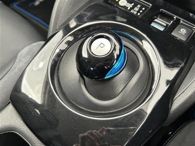 リーフ ｅ＋　Ｇ　１オナ／純正ナビ／プロパイロット／ビルトインＥＴＣ２．０／バックカメラ／アラウンドビュー／フルセグＴＶ／Ｂｌｕｅｔｏｏｔｈ／ＢＳＭ／ＢＯＳＥ／クルコン／衝突軽減ブレーキ／シートヒーター／（20枚目）