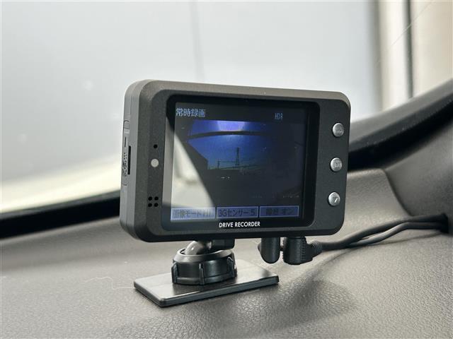 リーフ ｅ＋　Ｇ　１オナ／純正ナビ／プロパイロット／ビルトインＥＴＣ２．０／バックカメラ／アラウンドビュー／フルセグＴＶ／Ｂｌｕｅｔｏｏｔｈ／ＢＳＭ／ＢＯＳＥ／クルコン／衝突軽減ブレーキ／シートヒーター／（27枚目）