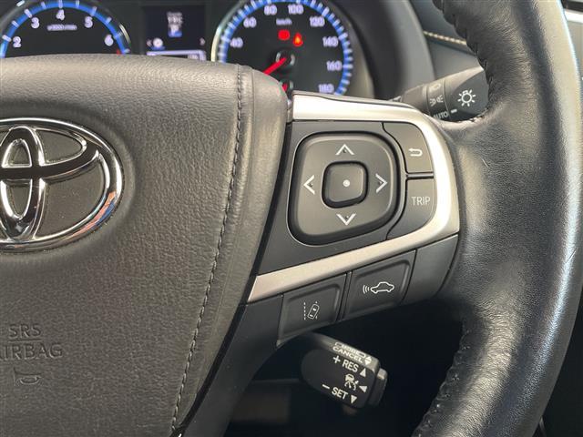 ハリアー プレミアム 1オナ/黒革シート/純正ナビ/クルコン/ETC/バックカメラ/レザーステアリング/パワーバックドア/プッシュスタート/パワーシート/フルセグTV/シートヒーター/Bluetooth/AUTOライト/(7枚目)