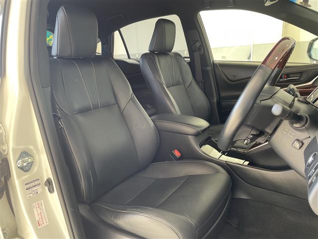 ハリアー プレミアム 1オナ/黒革シート/純正ナビ/クルコン/ETC/バックカメラ/レザーステアリング/パワーバックドア/プッシュスタート/パワーシート/フルセグTV/シートヒーター/Bluetooth/AUTOライト/(19枚目)