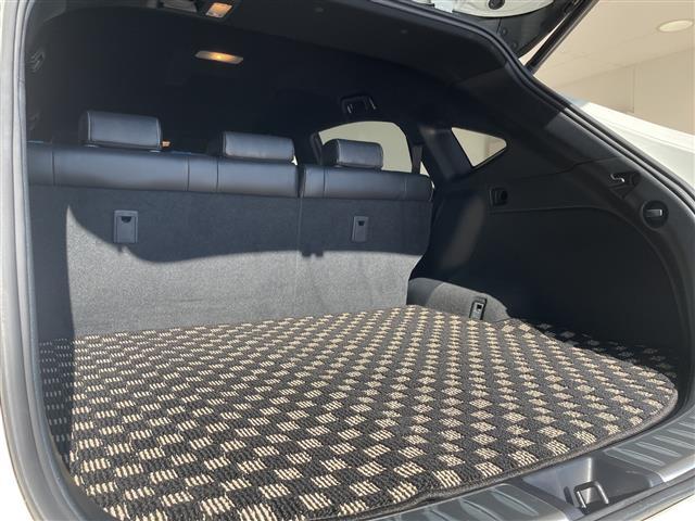 ハリアー プレミアム 1オナ/黒革シート/純正ナビ/クルコン/ETC/バックカメラ/レザーステアリング/パワーバックドア/プッシュスタート/パワーシート/フルセグTV/シートヒーター/Bluetooth/AUTOライト/(27枚目)