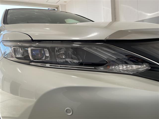 ハリアー プレミアム 1オナ/黒革シート/純正ナビ/クルコン/ETC/バックカメラ/レザーステアリング/パワーバックドア/プッシュスタート/パワーシート/フルセグTV/シートヒーター/Bluetooth/AUTOライト/(32枚目)