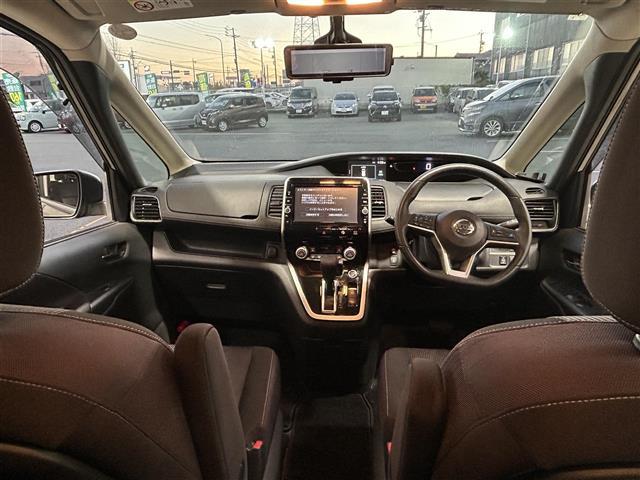 セレナ ハイウェイスター Vセレクション(12枚目)