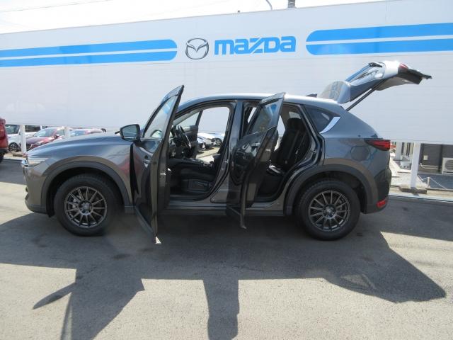 ＣＸ－５ ２．５　２５Ｓ　プロアクティブ　４ＷＤ　ワンオーナー　４ＷＤ　３６０度モニター　純正ドライブレコーダー　ＥＴＣ　２．０　パワーシート　シートヒーター　ハンドルヒーター　パワーリフトゲート　パーキングアシスト　全方位モニター　電動バックドア（18枚目）