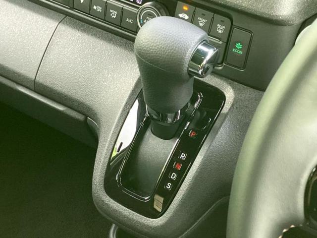 Ｎ－ＢＯＸカスタム ターボ　保証書／ディスプレイオーディオ８インチ／ホンダセンシング／両側電動スライドドア／シートヒーター／車線逸脱防止支援システム／ヘッドランプ　ＬＥＤ／ＥＢＤ付ＡＢＳ／横滑り防止装置　ターボ　バックカメラ（15枚目）