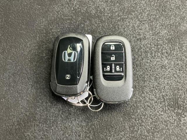 Ｎ－ＢＯＸカスタム ターボ　保証書／ディスプレイオーディオ８インチ／ホンダセンシング／両側電動スライドドア／シートヒーター／車線逸脱防止支援システム／ヘッドランプ　ＬＥＤ／ＥＢＤ付ＡＢＳ／横滑り防止装置　ターボ　バックカメラ（32枚目）
