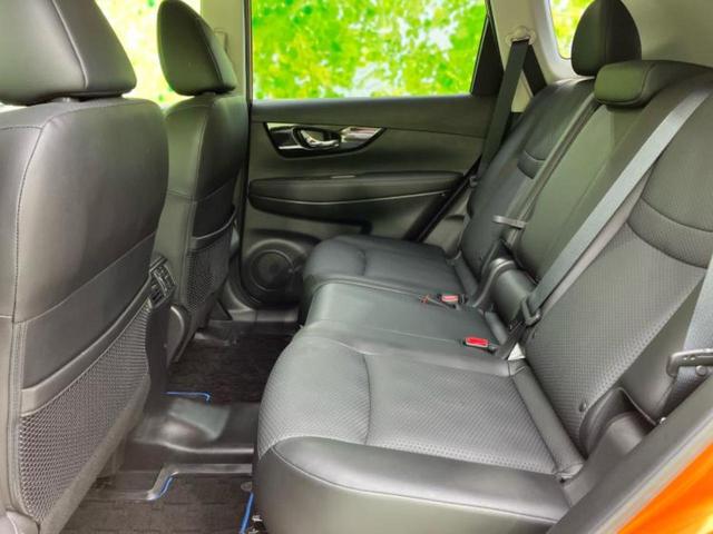 エクストレイル 4WD20Xi 保証書/純正 9インチ ナビ/インテリジェントルームミラー/エマージェンシーブレーキ/シートヒーター 前席/アラウンドビューモニター/車線逸脱防止支援システム/シート 撥水加工/電動バックドア 4WD(7枚目)