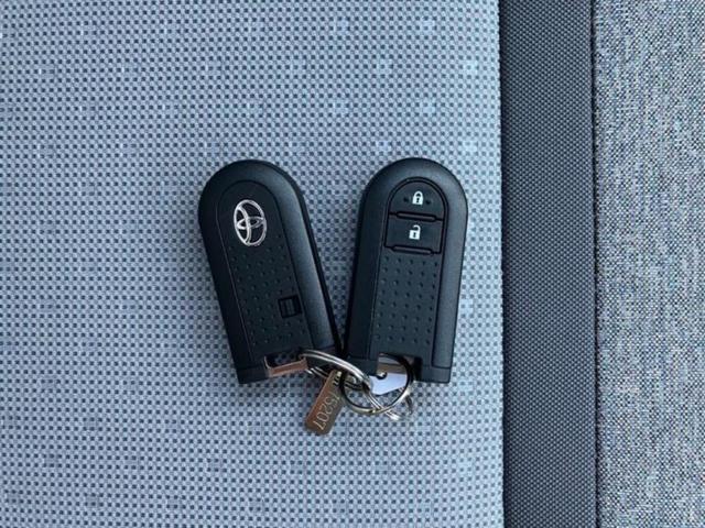 パッソ X Lパッケージ 新品タイヤ/保証書/純正 ナビ/スマートアシスト(トヨタ・ダイハツ)/パノラミックビューモニター/ヘッドランプ LED/EBD付ABS/横滑り防止装置/アイドリングストップ/エアバッグ 運転席(28枚目)