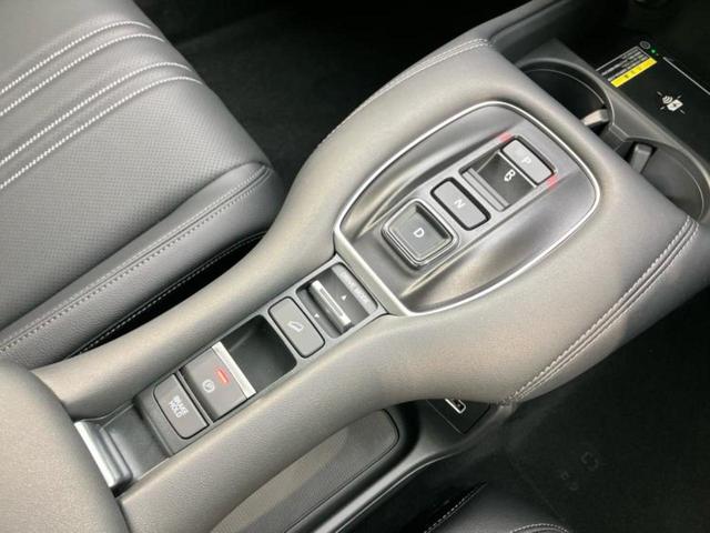ZR-V eHEV Z 保証書/ディスプレイオーディオ9インチ/ホンダセンシング/シートヒーター 前席/マルチビューカメラシステム/車線逸脱防止支援システム/シート フルレザー/電動バックドア/登録済未使用車 革シート TV(18枚目)