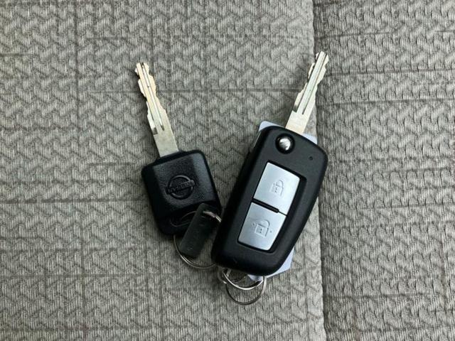 デイズ S 新品タイヤ/保証書/エマージェンシーブレーキ/EBD付ABS/アイドリングストップ/禁煙車/エアバッグ 運転席/エアバッグ 助手席/パワーウインドウ/キーレス/パワーステアリング/オートライト(31枚目)