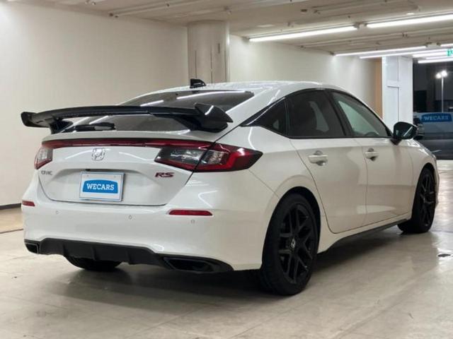 シビック RS 保証書/ディスプレイオーディオ+ナビ9インチ/シートヒーター 前席/車線逸脱防止支援システム/シート ハーフレザー/ヘッドランプ LED/Bluetooth接続/ETC2.0 バックカメラ 電動シート(3枚目)