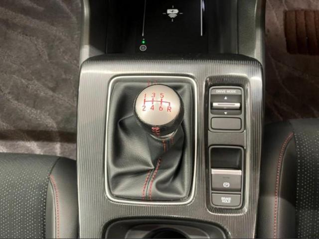 シビック RS 保証書/ディスプレイオーディオ+ナビ9インチ/シートヒーター 前席/車線逸脱防止支援システム/シート ハーフレザー/ヘッドランプ LED/Bluetooth接続/ETC2.0 バックカメラ 電動シート(13枚目)