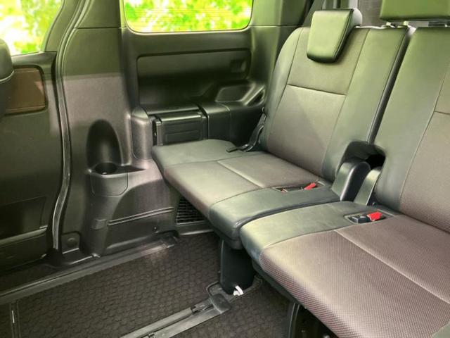 エスクァイア Gi 新品タイヤ/保証書/純正 10インチ ナビ/フリップダウンモニター 純正 12.1インチ/トヨタセーフティセンス/両側電動スライドドア/シートヒーター 前席/車線逸脱防止支援システム/シート 合皮(19枚目)