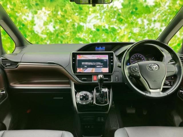 エスクァイア Gi 新品タイヤ/保証書/純正 10インチ ナビ/フリップダウンモニター 純正 12.1インチ/トヨタセーフティセンス/両側電動スライドドア/シートヒーター 前席/車線逸脱防止支援システム/シート 合皮(26枚目)