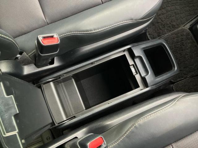 エスクァイア Gi 新品タイヤ/保証書/純正 10インチ ナビ/フリップダウンモニター 純正 12.1インチ/トヨタセーフティセンス/両側電動スライドドア/シートヒーター 前席/車線逸脱防止支援システム/シート 合皮(36枚目)