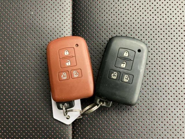 エスクァイア Gi 新品タイヤ/保証書/純正 10インチ ナビ/フリップダウンモニター 純正 12.1インチ/トヨタセーフティセンス/両側電動スライドドア/シートヒーター 前席/車線逸脱防止支援システム/シート 合皮(38枚目)