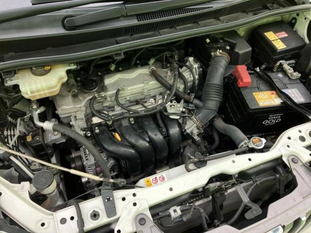 エスクァイア Gi 新品タイヤ/保証書/純正 10インチ ナビ/フリップダウンモニター 純正 12.1インチ/トヨタセーフティセンス/両側電動スライドドア/シートヒーター 前席/車線逸脱防止支援システム/シート 合皮(60枚目)