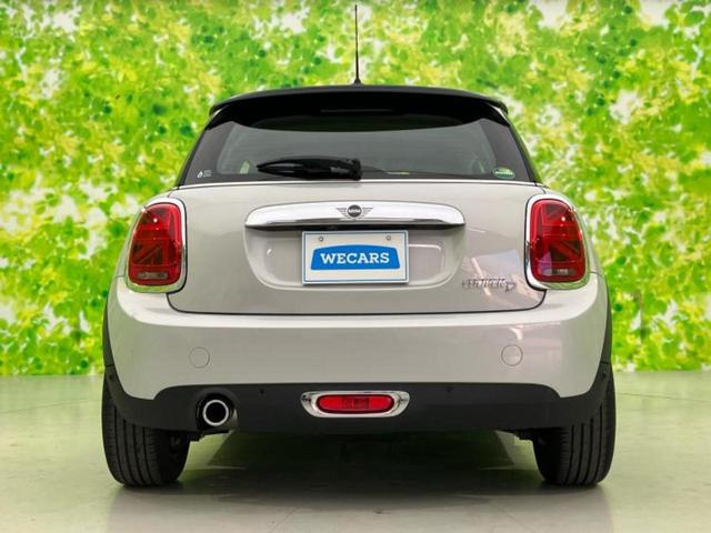 ＭＩＮＩ クーパーＤ　新品タイヤ／保証書／純正　ナビ／衝突安全装置／シートヒーター　前席／シート　合皮／ヘッドランプ　ＬＥＤ／ＥＴＣ／ＥＢＤ付ＡＢＳ／横滑り防止装置／アイドリングストップ／バックモニター／禁煙車（43枚目）