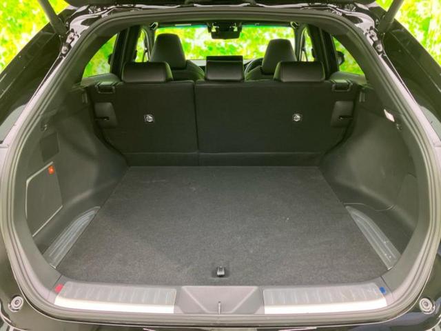 ハリアー Ｚレザーパッケージ　調光パノラマルーフ／ＪＢＬ／保証書／純正　１２．３インチ　メモリーナビ／デジタルインナーミラー／トヨタセーフティセンス／シートエアコン／パノラミックビューモニター／車線逸脱防止支援システム　電動シート（8枚目）