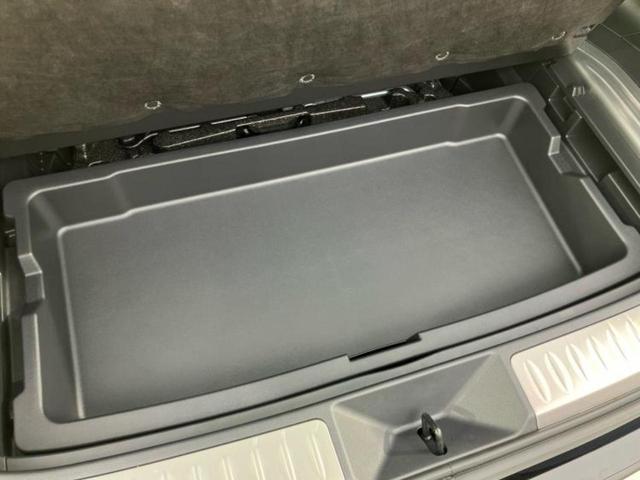 ハリアー Ｚレザーパッケージ　調光パノラマルーフ／ＪＢＬ／保証書／純正　１２．３インチ　メモリーナビ／デジタルインナーミラー／トヨタセーフティセンス／シートエアコン／パノラミックビューモニター／車線逸脱防止支援システム　電動シート（25枚目）