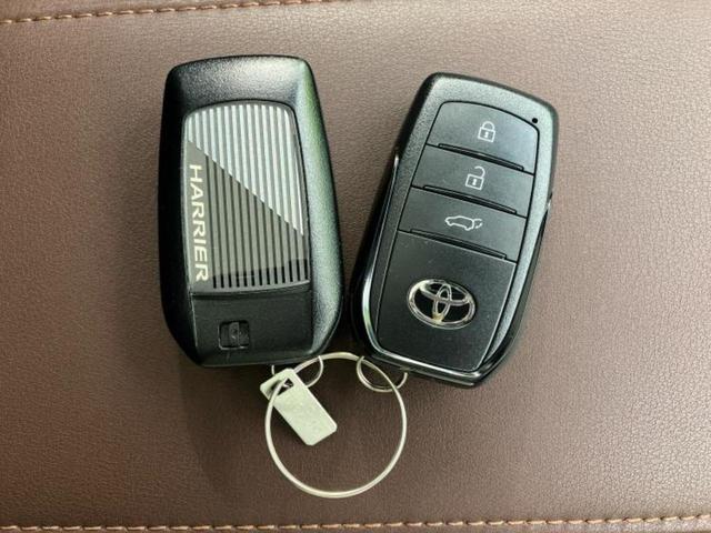 ハリアー Ｚレザーパッケージ　調光パノラマルーフ／ＪＢＬ／保証書／純正　１２．３インチ　メモリーナビ／デジタルインナーミラー／トヨタセーフティセンス／シートエアコン／パノラミックビューモニター／車線逸脱防止支援システム　電動シート（38枚目）